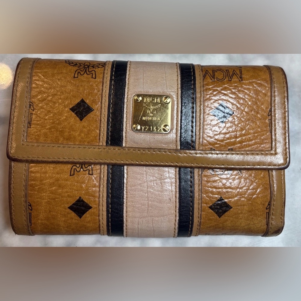 MCM Visetos trifold wallet in cognac and black leather/coated canvas GUC